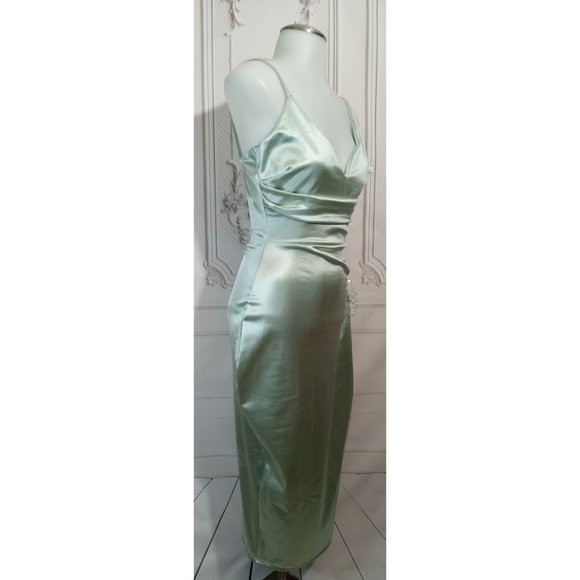 Windsor Satin Green Side Slit Bodycon Dress Hippy Waist Detail Sz M - Picture 3 of 9